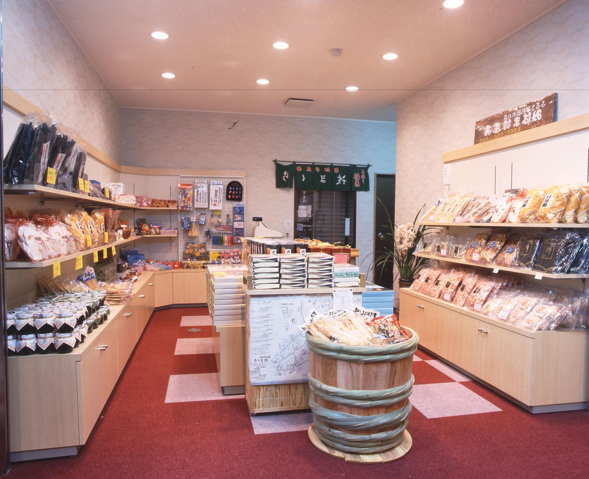 Yamani Ryokan Mihama  Buitenkant foto